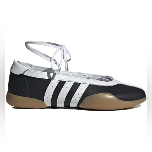 Adidas Taekwondo Mei Ballet Flats size 7 (same day shipping) - Picture 1 of 1